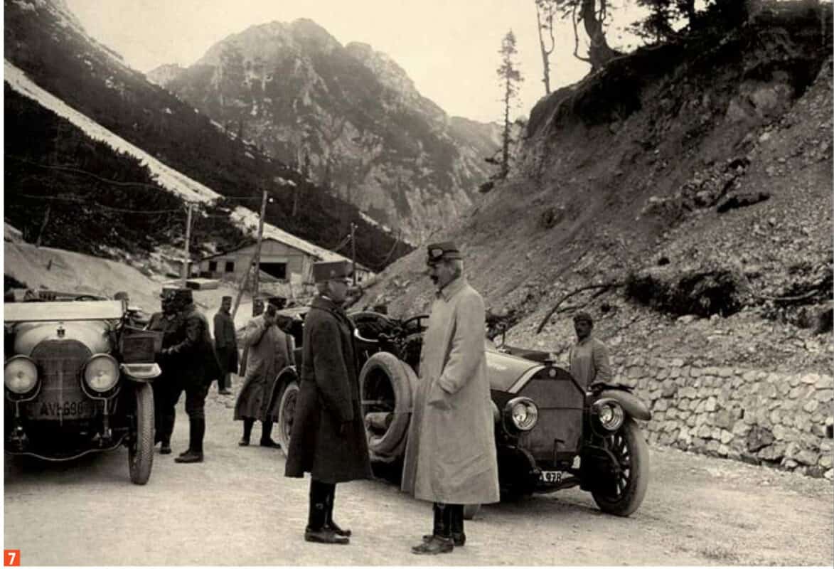 De honderdste verjaardag van de Vršič-weg